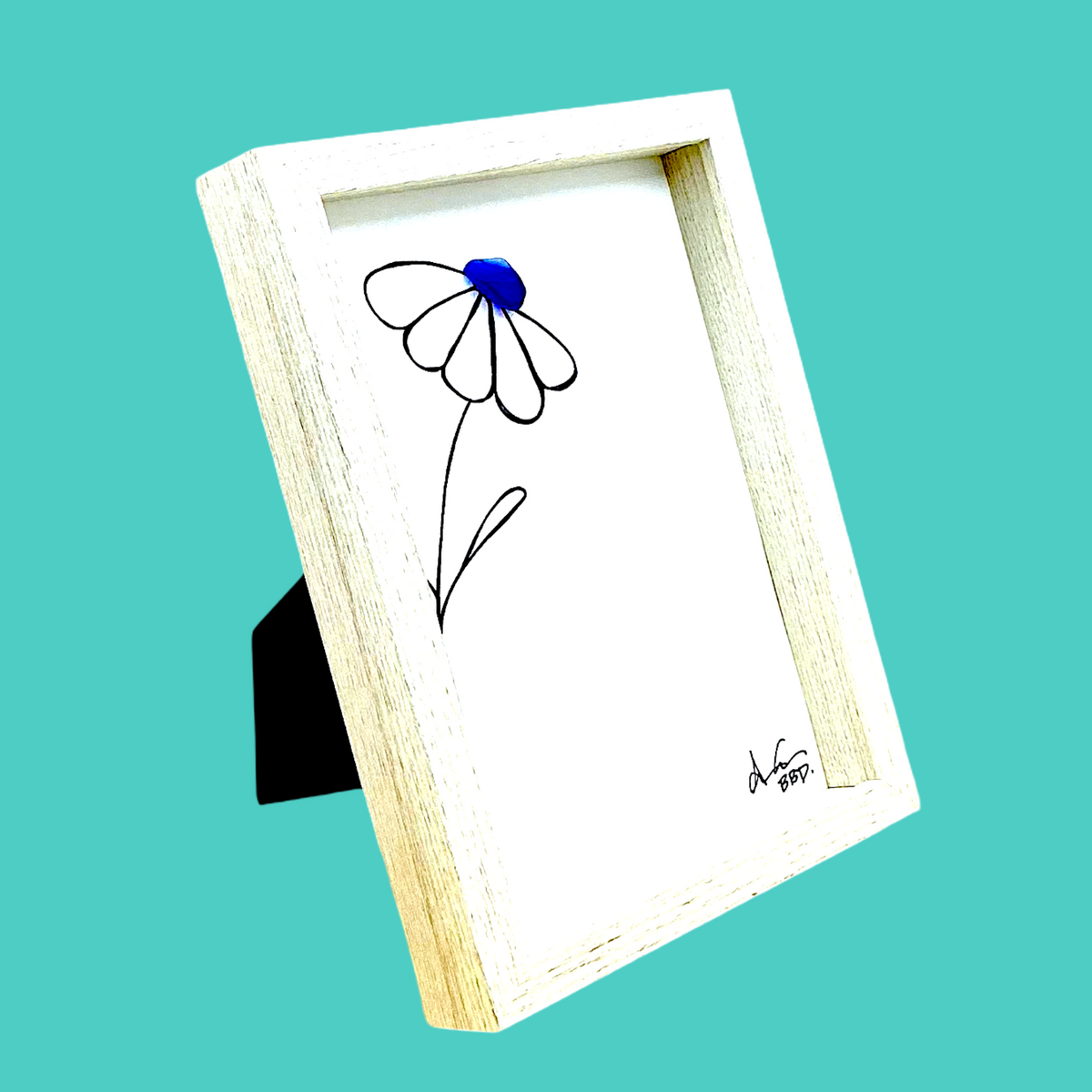 1 Flower with 5 petals  - SLIM Sea Glass Art,  5x7 Whitewash Frame