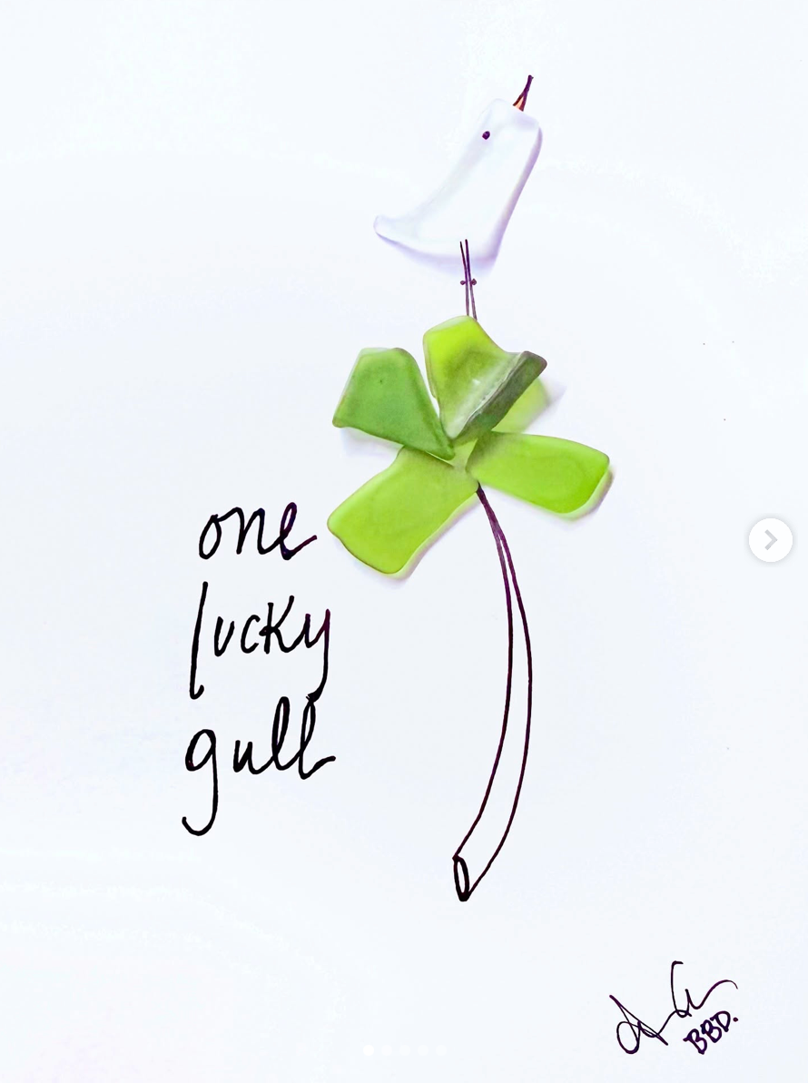 one_lucky_gull_5x7_sea_glass_art_1
