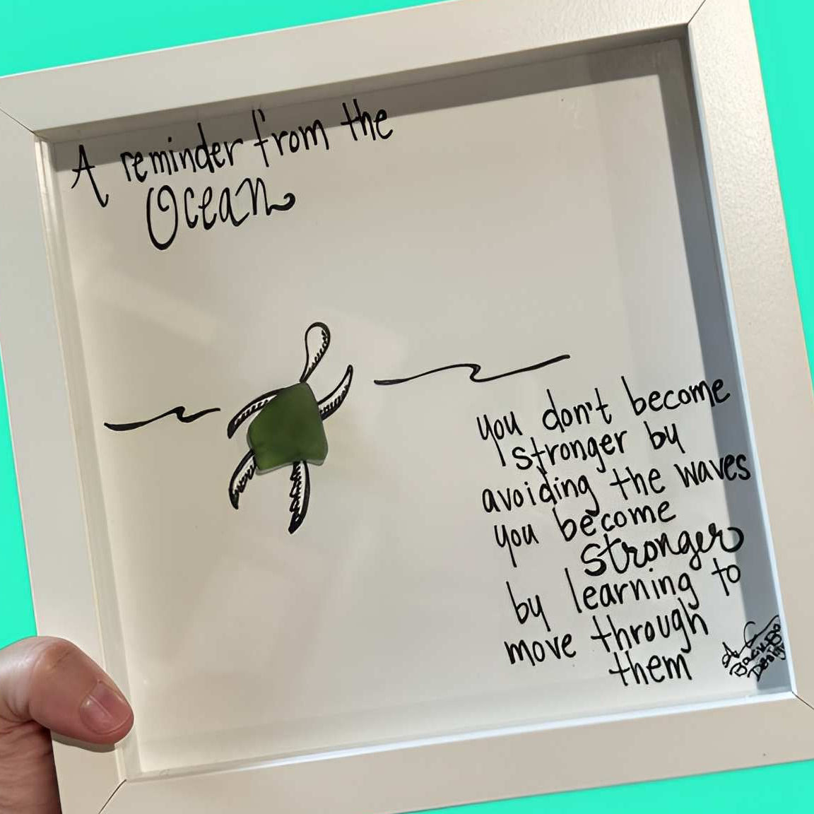 turtle_avoid_waves_upscale_2 ZOOM 